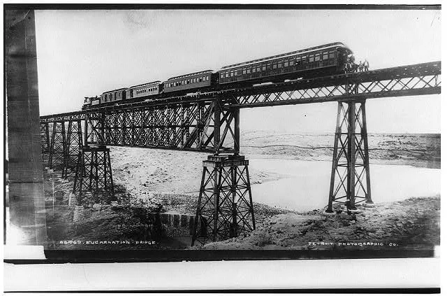 Railroad trains in Mexico, 1885