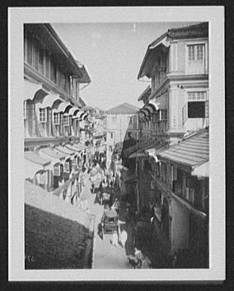Bombay - street scene in native quarter, India, Bombay, 1895