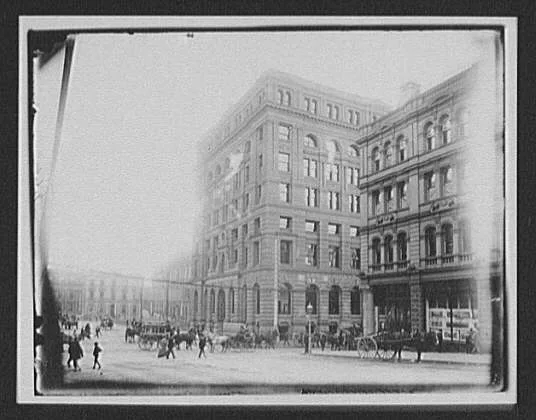 Street view of Mutual Life Insurance of New Zealand building, 1895