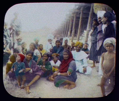 Madras - group of Tamil natives at the pier, India, Madras, 1895