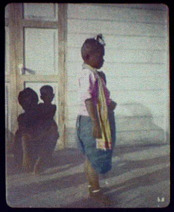 Bangkok - a boy of rank standing at railway station; mother and child…, Thailand, Bangkok, 1895