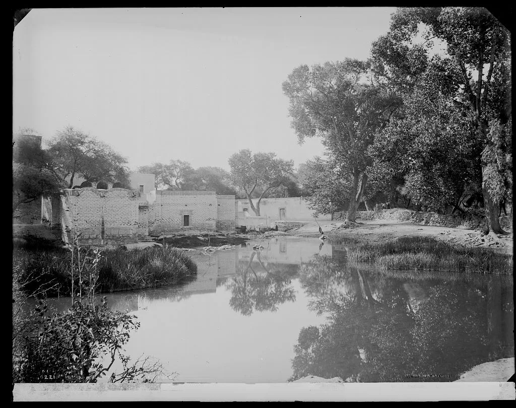 Agnas [sic] Calientes, bath house, Aguascalientes (State), 1884