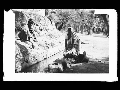 Washing at the hot springs, Aguascalientes (State), 1880