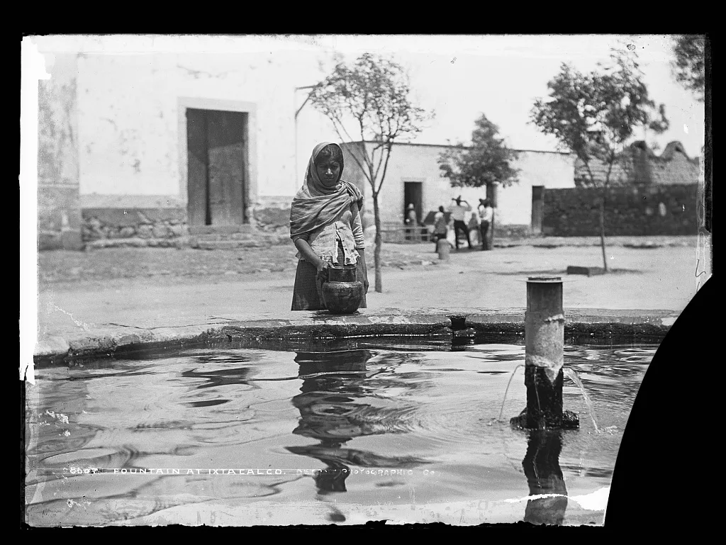 Fountain at Ixtacalco, Mexico, Ixtacalco, 1880