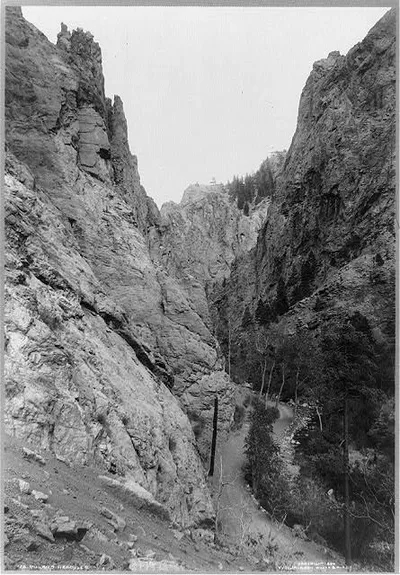 Pillars Hercules, Colorado, 1896